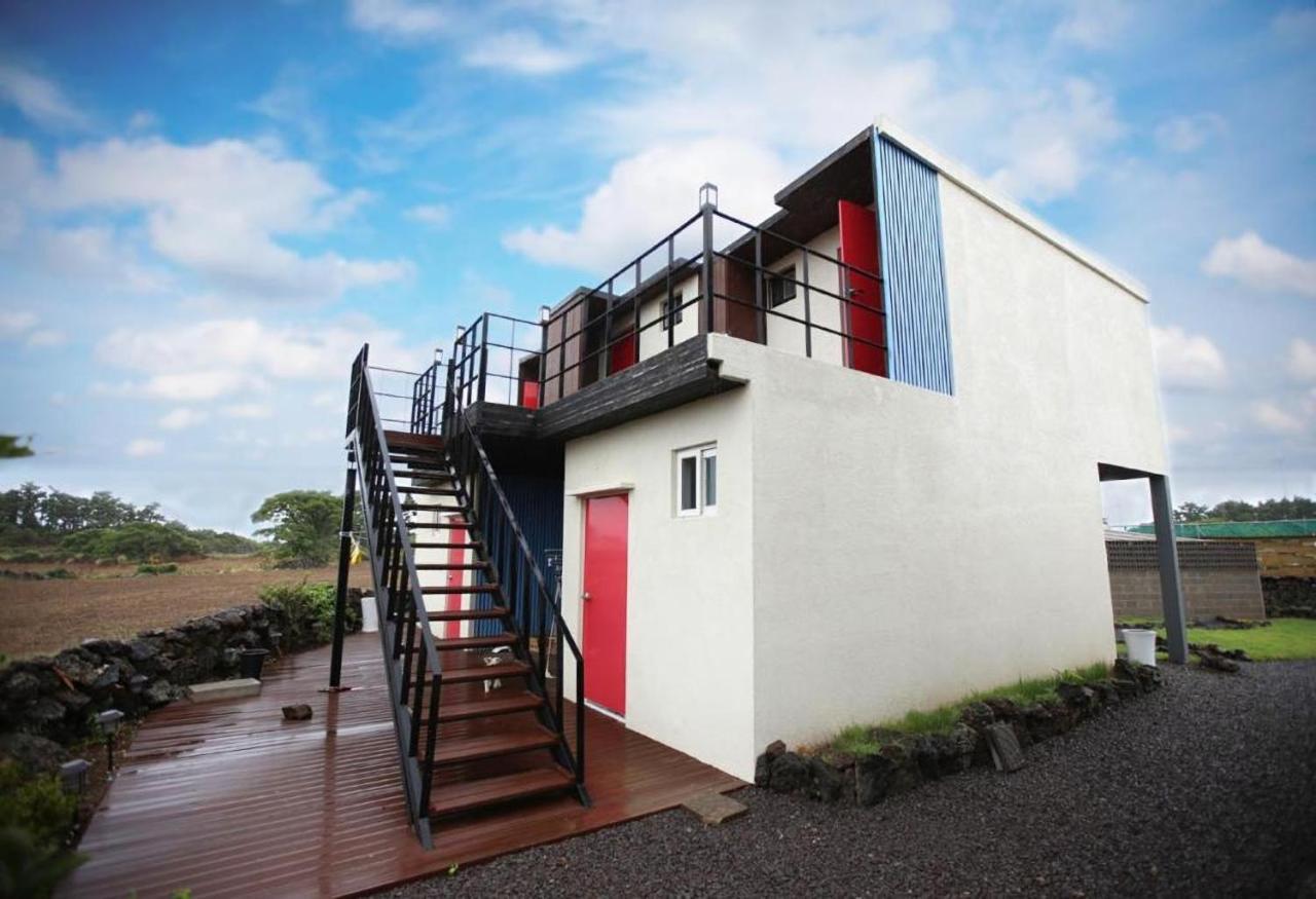 Ian Guesthouse Jeju Bagian luar foto
