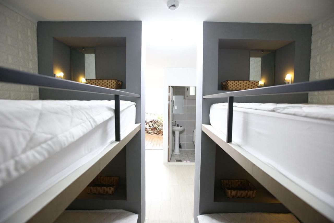 Ian Guesthouse Jeju Bagian luar foto